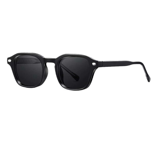 Valentino zwarte zonnebril met UV400 bescherming | stijlvol en tijdloos model